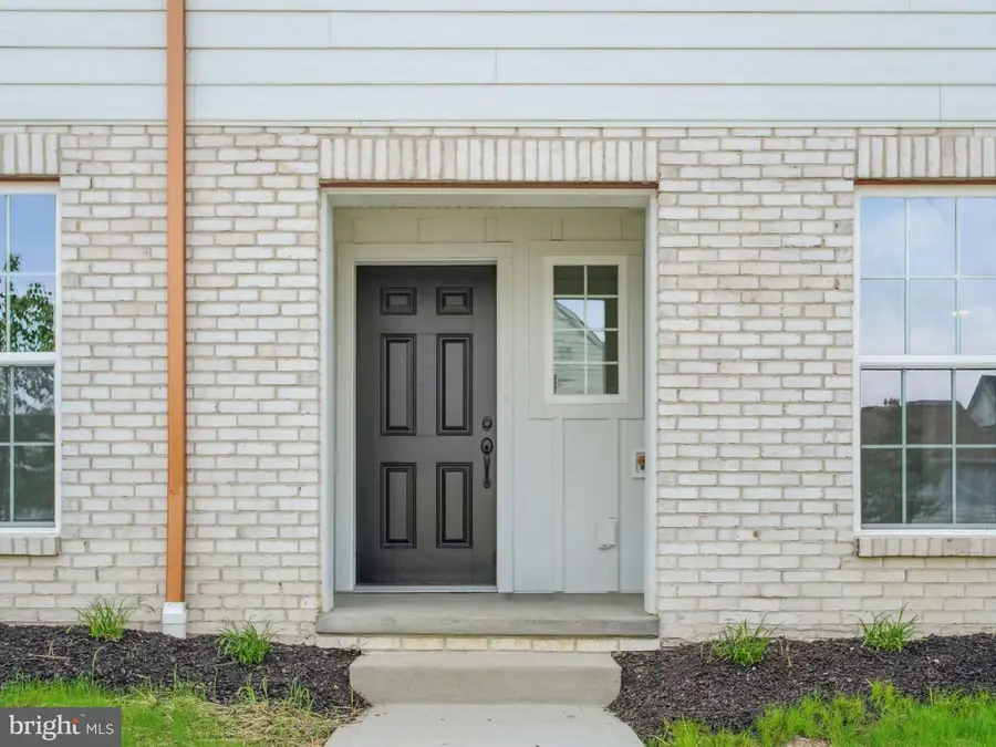 1130 Alden St, Mount Joy, PA 17552 - #2