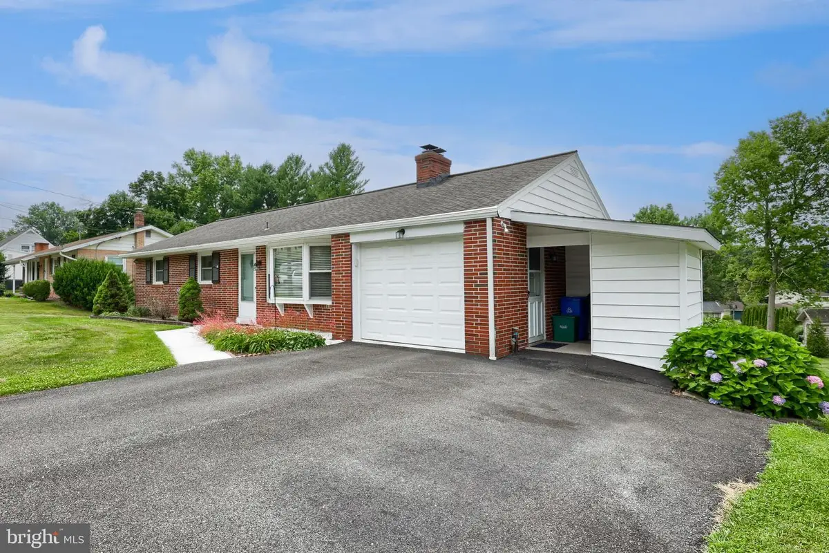 1118 Harriet Ave, Lancaster, PA 17601 - #1