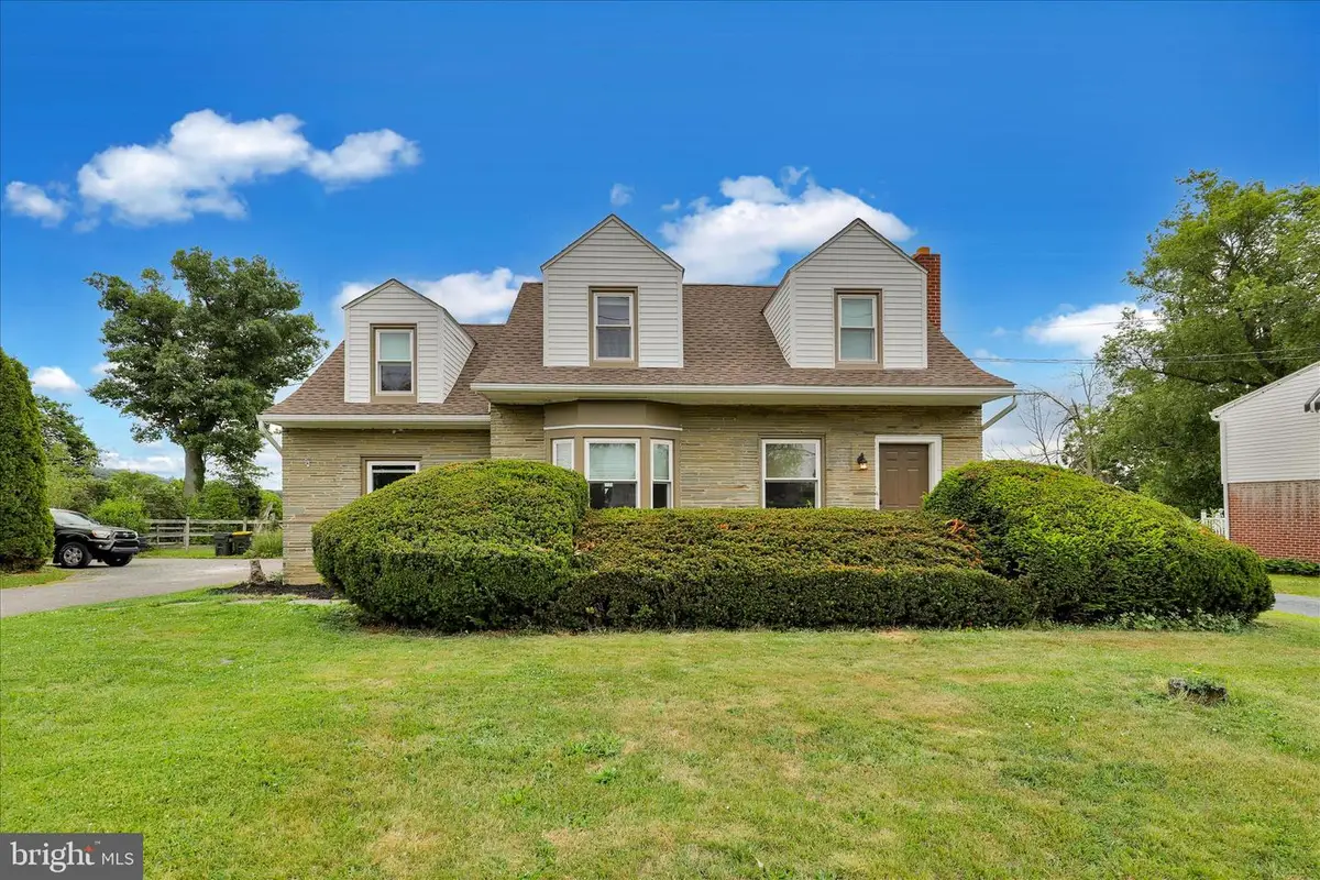 2145 Fruitville Pike, Lancaster, PA 17601 - #1