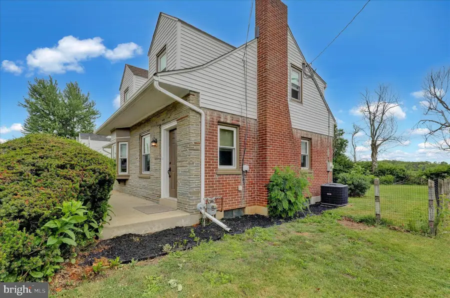 2145 Fruitville Pike, Lancaster, PA 17601 - #3