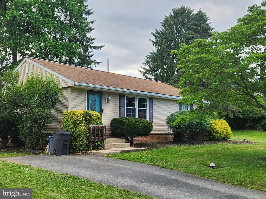 715 Kenton Rd, Lancaster, PA 17601 - #2
