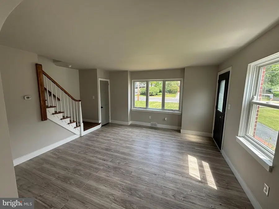 545 E High St, Elizabethtown, PA 17022 - #3