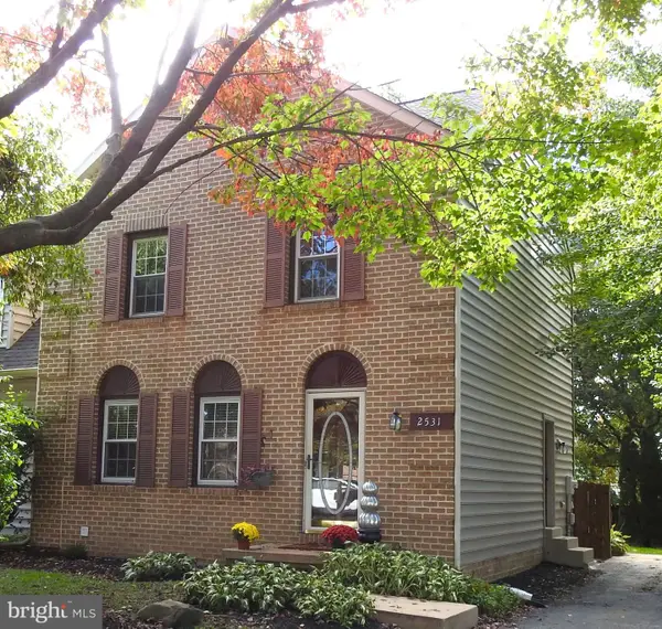 2531 Chrismar Way, EAST PETERSBURG, PA 17520