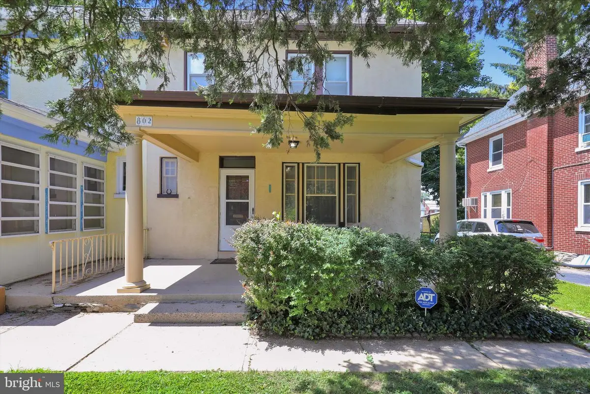 802 Race Ave, Lancaster, PA 17603 - #1