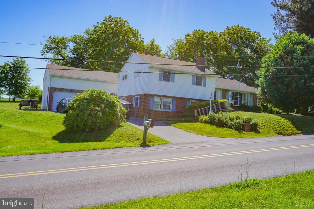 379 Hilldale Rd, Holtwood, PA 17532 - #1