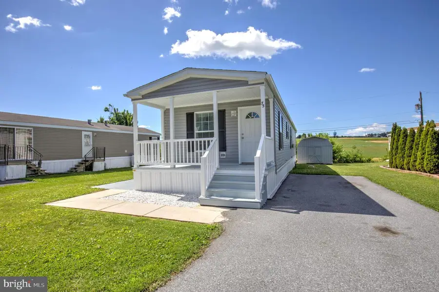75 Lobin Rd, East Earl, PA 17519 - #2