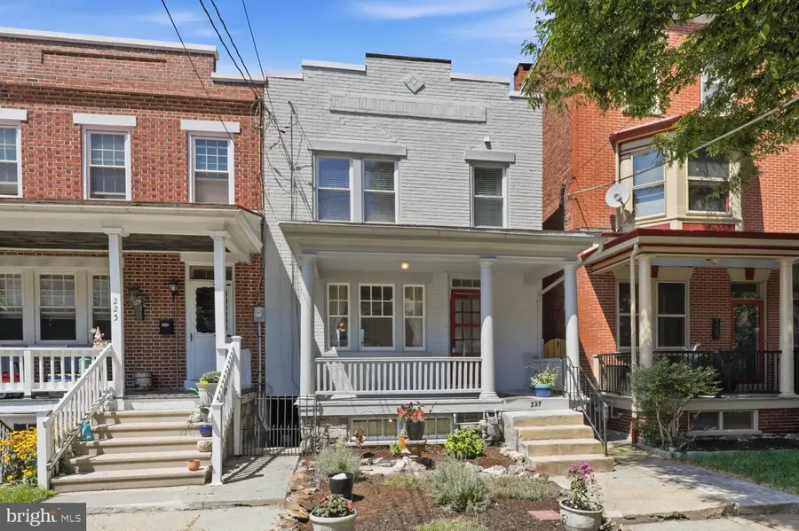 227 E Ross St, Lancaster, PA 17602 - #3