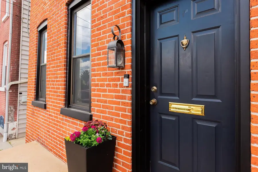 150 S 8th St, Columbia, PA 17512 - #3