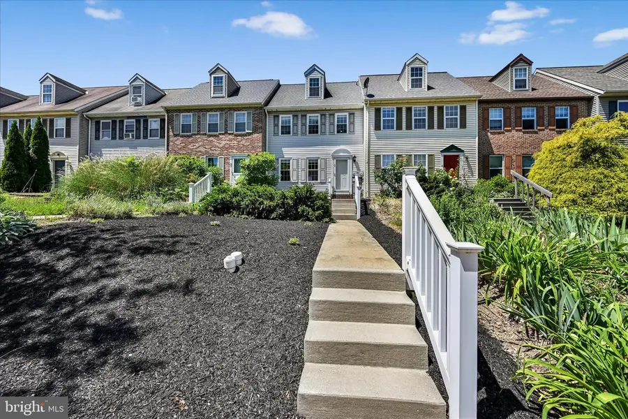 48 Pennwick Dr, Lititz, PA 17543 - #3