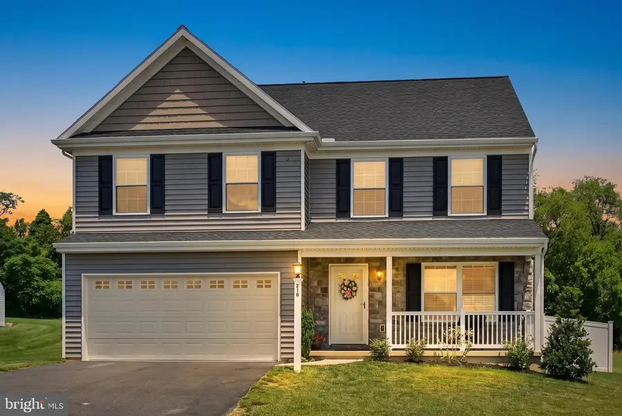 216 Darlington Ct, New Providence, PA 17560 - #3