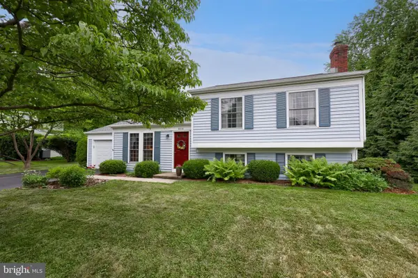 2514 Split Rail Dr, EAST PETERSBURG, PA 17520