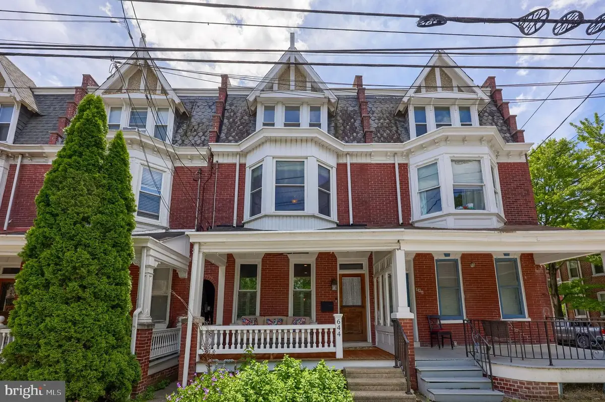 644 W Walnut St, Lancaster, PA 17603 - #1
