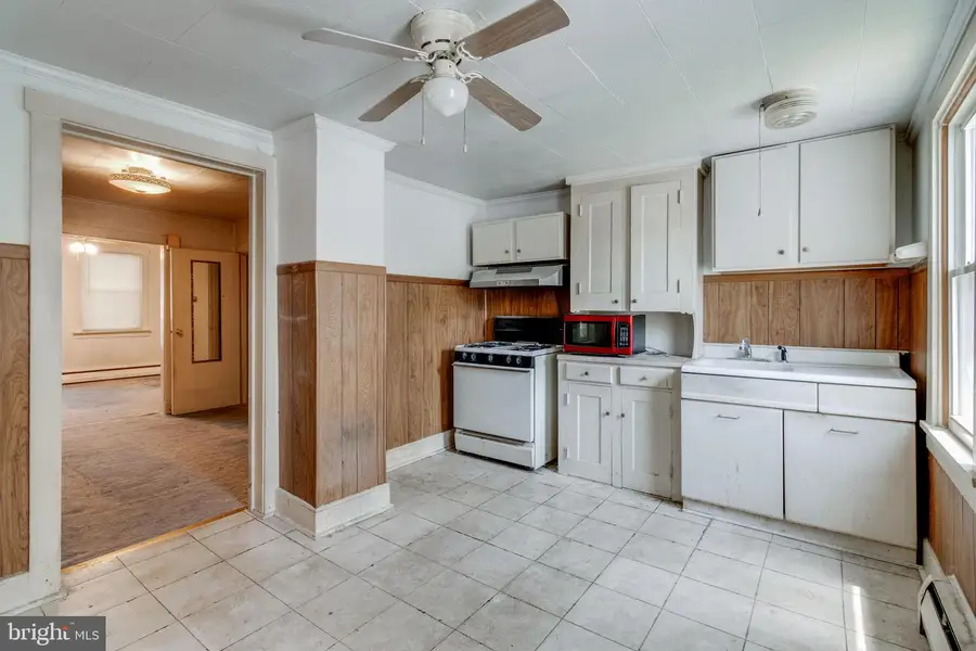 511 E Market St, Marietta, PA 17547 - #3