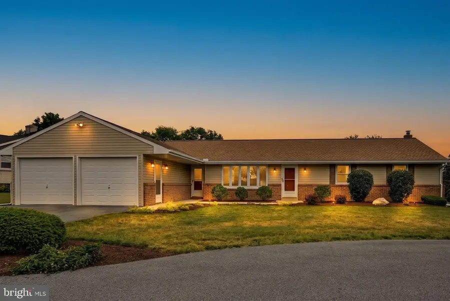 765 Brandt St, Manheim, PA 17545 - #3