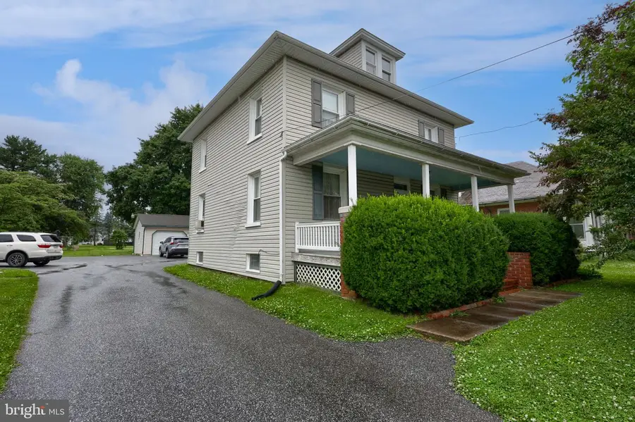 63 W Willow Rd, Willow Street, PA 17584 - #2