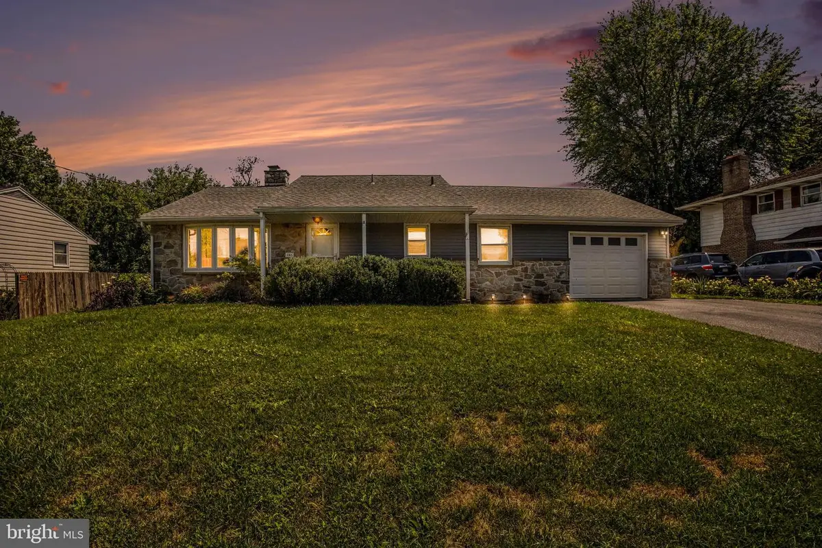 203 Whittier Ln, Lancaster, PA 17602 - #1