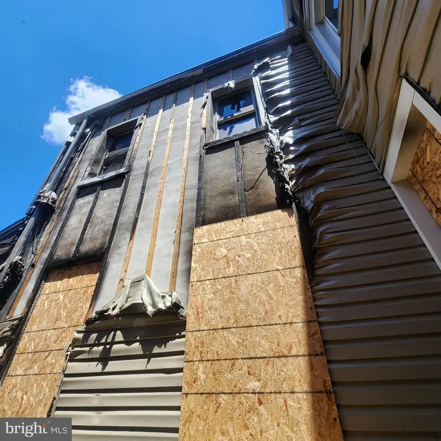 727 Walnut St, Columbia, PA 17512 - #3