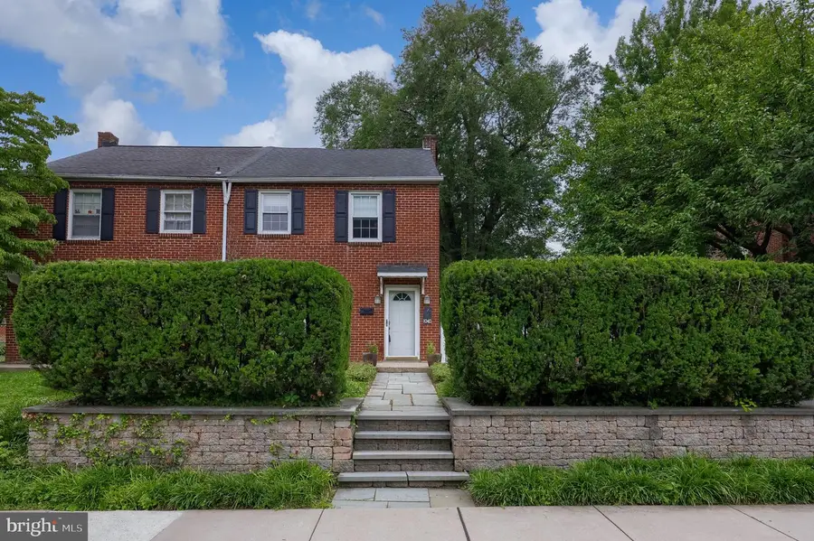 1040 E Orange St, Lancaster, PA 17602 - #2