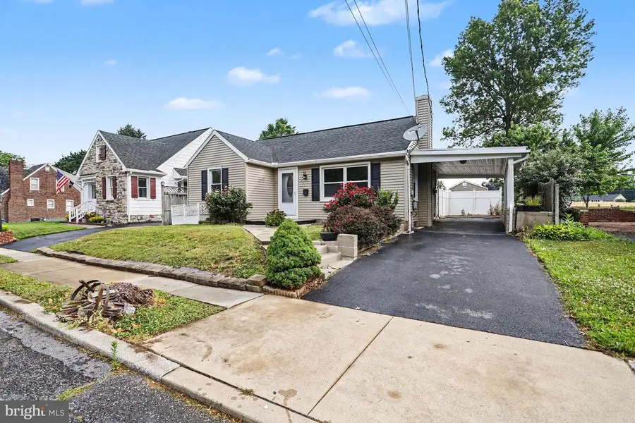 237 Noble St, Lititz, PA 17543 - #3