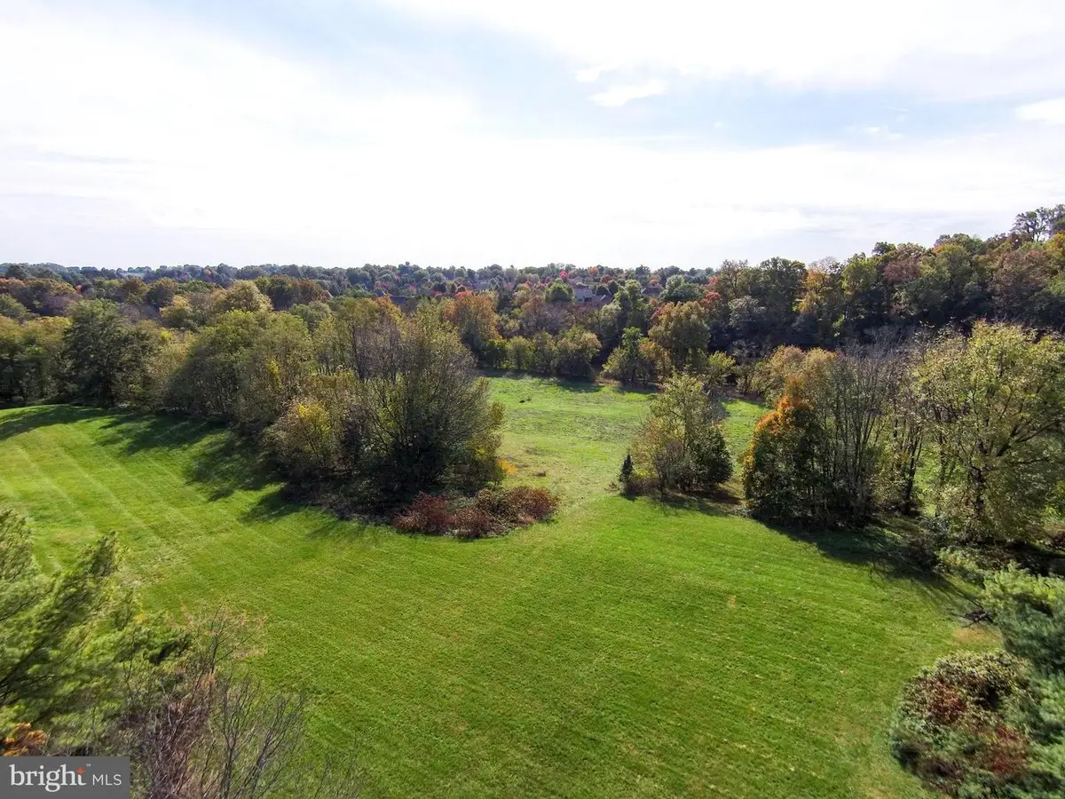 1347 Beaconfield Ln, Lancaster, PA 17601 - #1