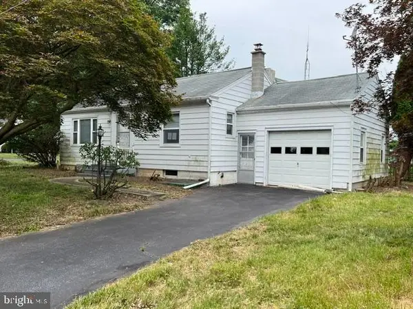 1811 Woodland Ave, LANCASTER, PA 17602