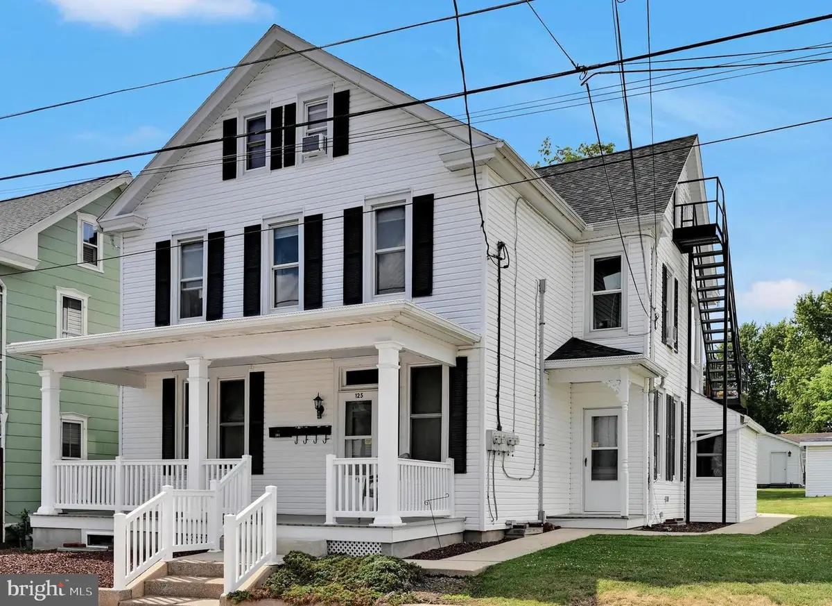 125 E Washington St, Elizabethtown, PA 17022 - #1