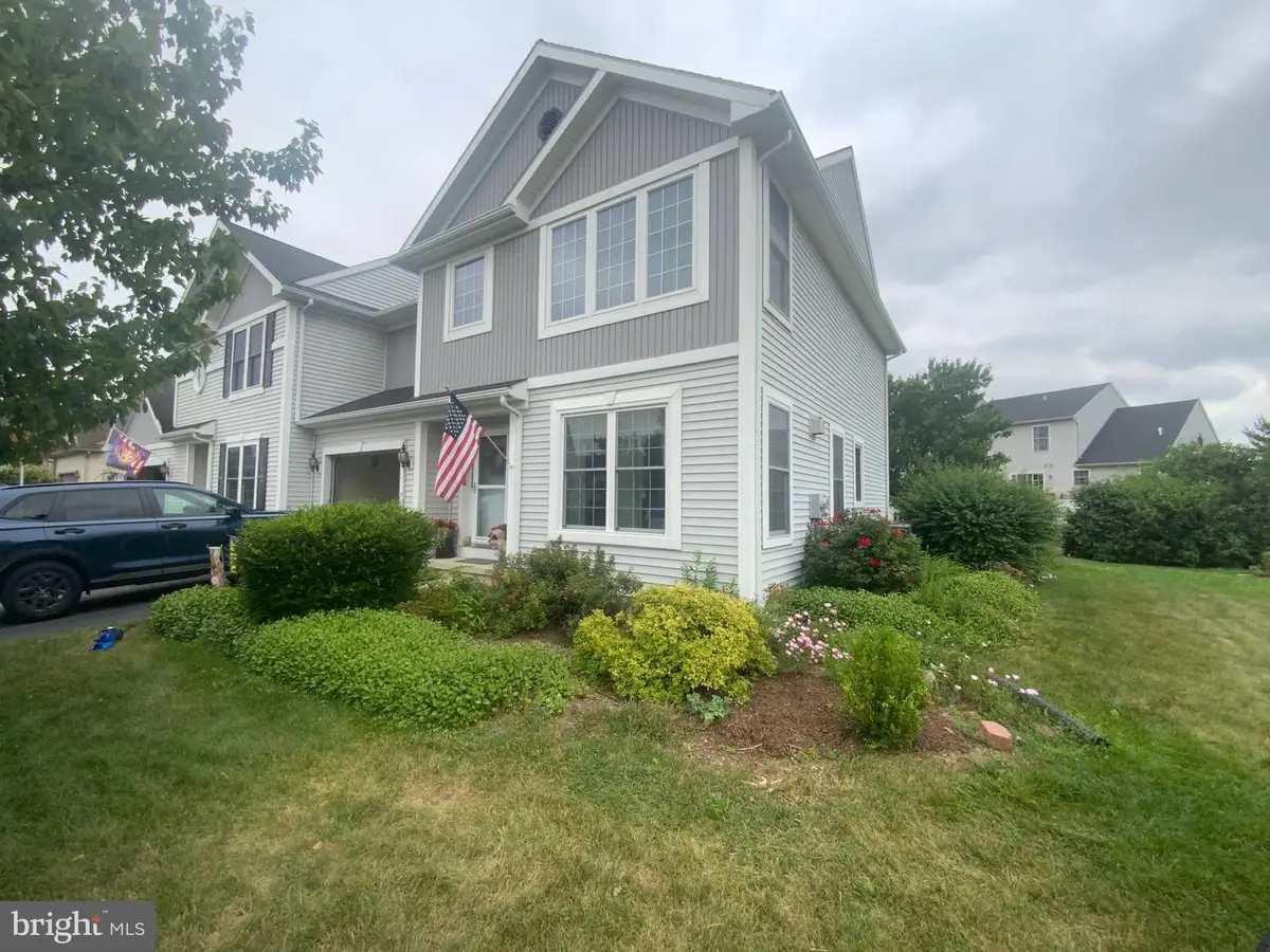4339 Green Park Dr, Mount Joy, PA 17552 - #1