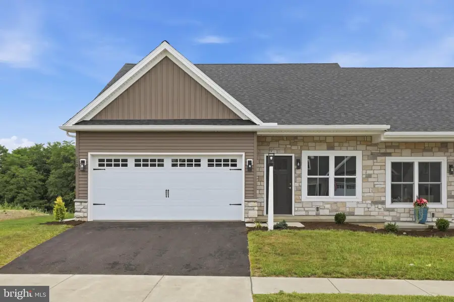 234 Pilgrim Dr, Lancaster, PA 17603 - #3