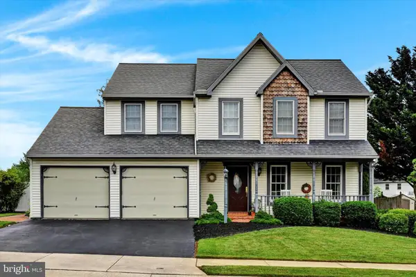 16 Jason Ave, DENVER, PA 17517