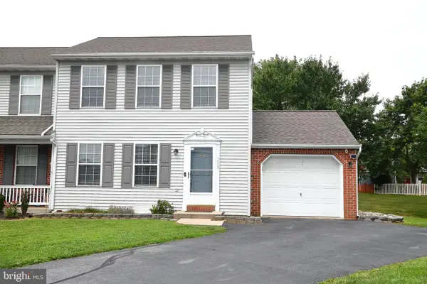 236 Chelmsford Dr, MARIETTA, PA 17547