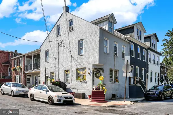 702 Poplar St, LANCASTER, PA 17603