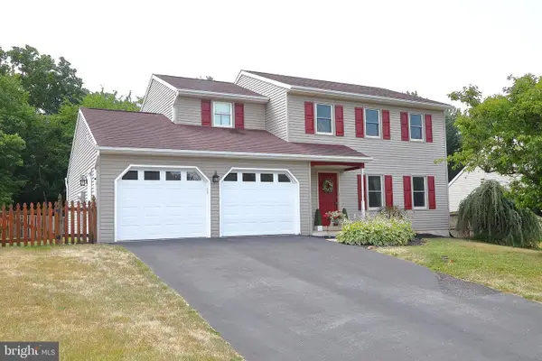 17 Wild Deer Dr, STEVENS, PA 17578