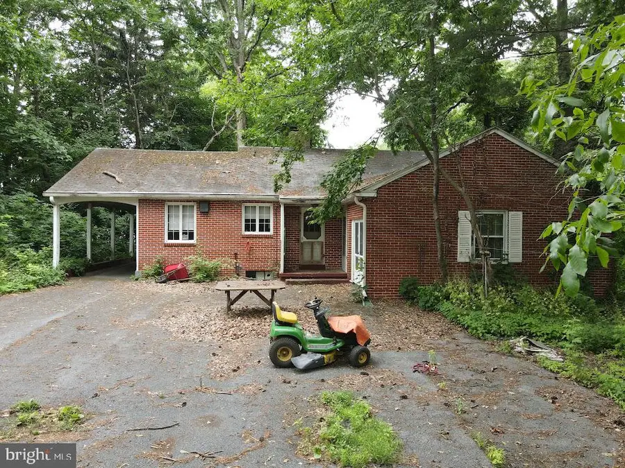 1733 Lancaster Rd, Manheim, PA 17545 - #3