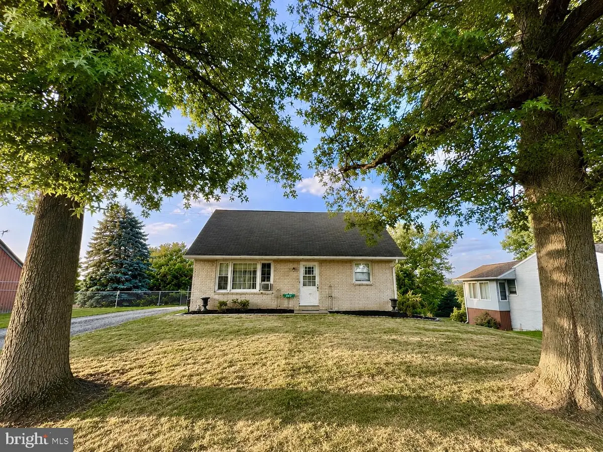 487 Prospect Rd, Manheim, PA 17545 - #1
