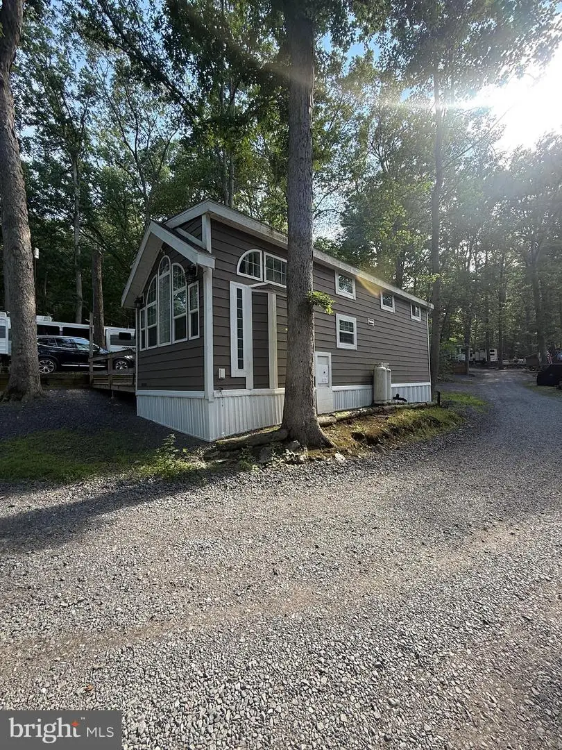 D 57 Adventure Bound Oak Creek, Narvon, PA 17555 - #1