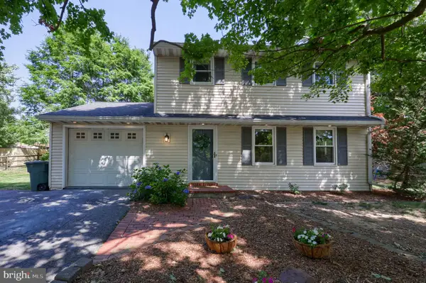 1226 W Lexington Rd, MANHEIM, PA 17545