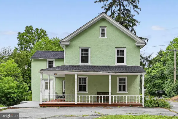 2694 Charlestown Rd, LANCASTER, PA 17603