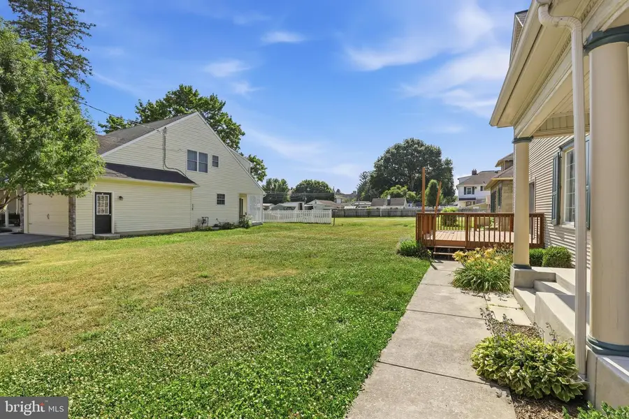 222 Mount Joy St, Mount Joy, PA 17552 - #3
