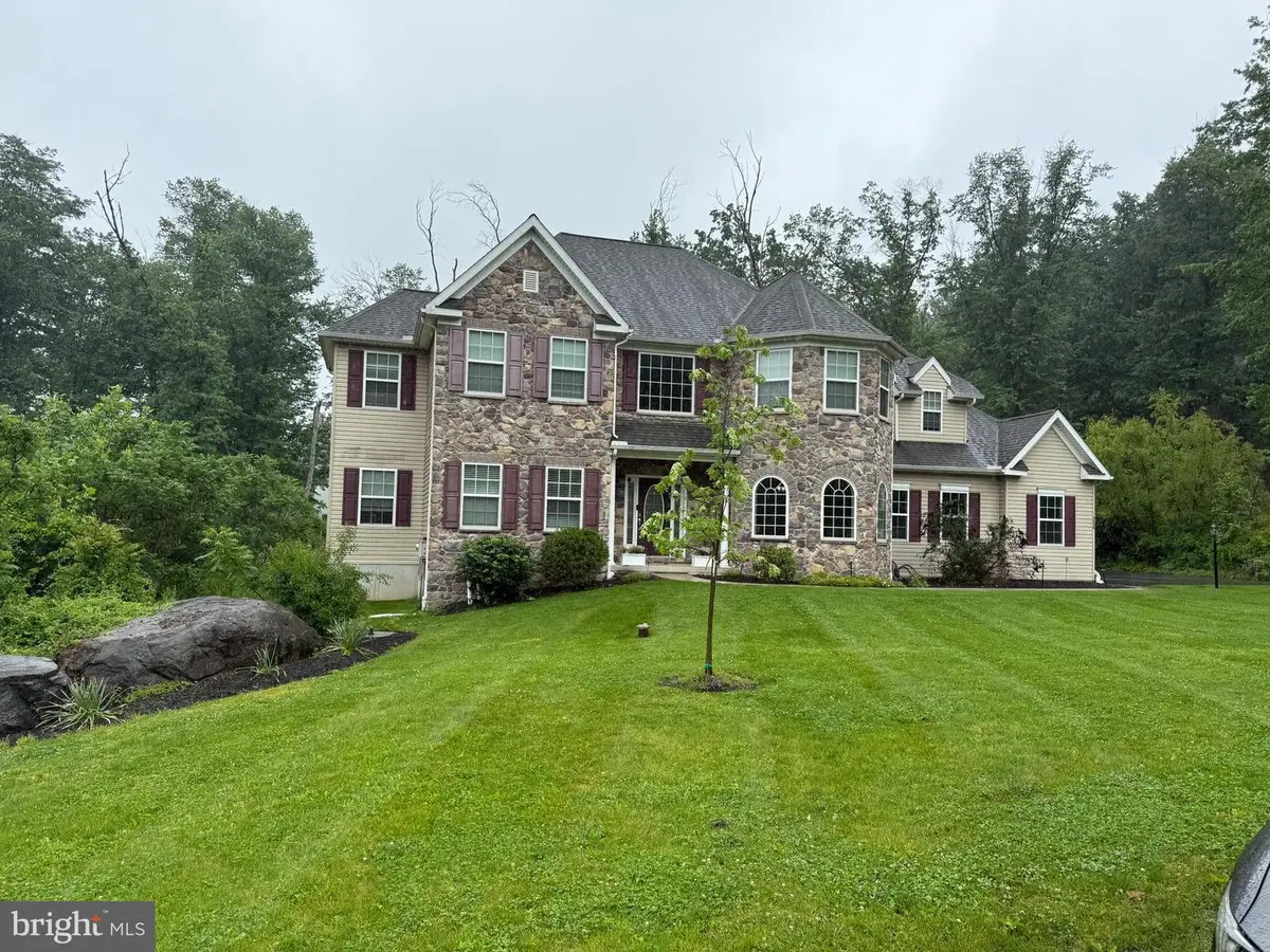 234 Crimson Ln, Elizabethtown, PA 17022 - #1