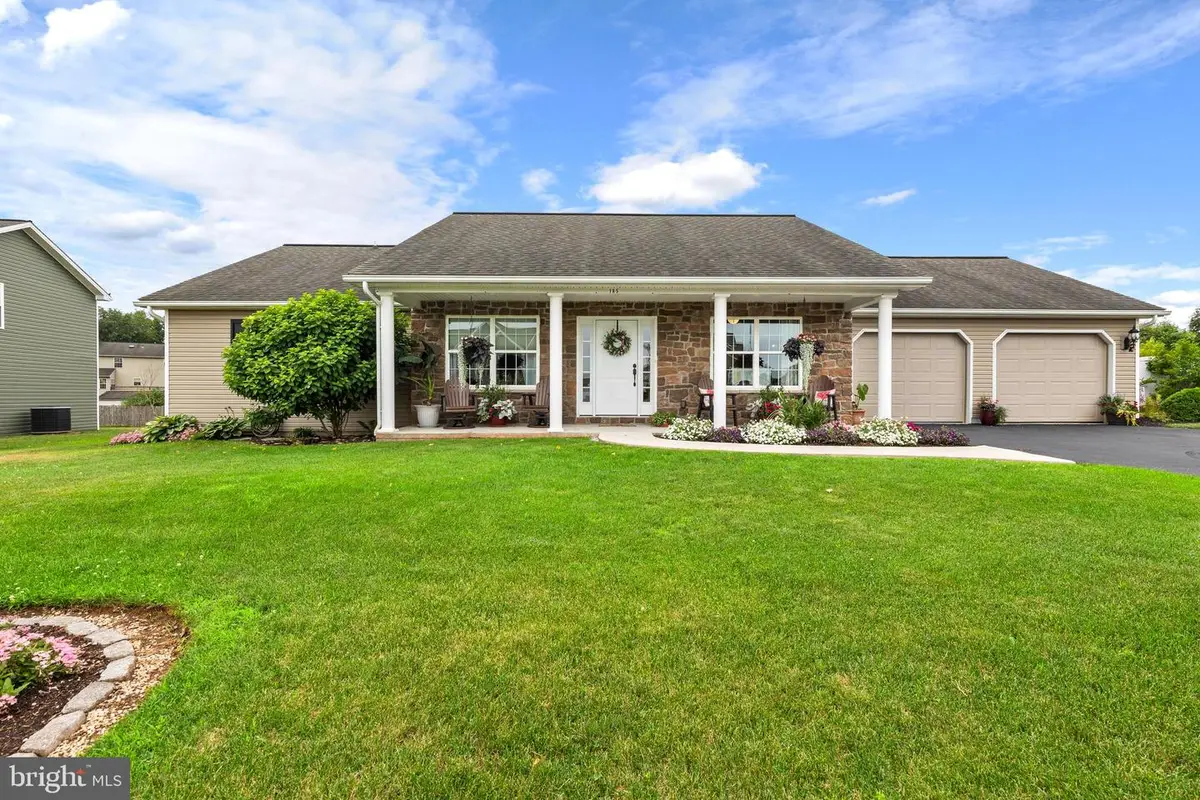 185 Masters Dr, Denver, PA 17517 - #1