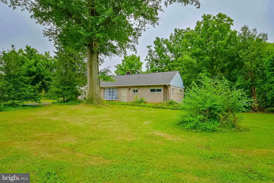 2 Gable Park Rd, Lancaster, PA 17603 - #3
