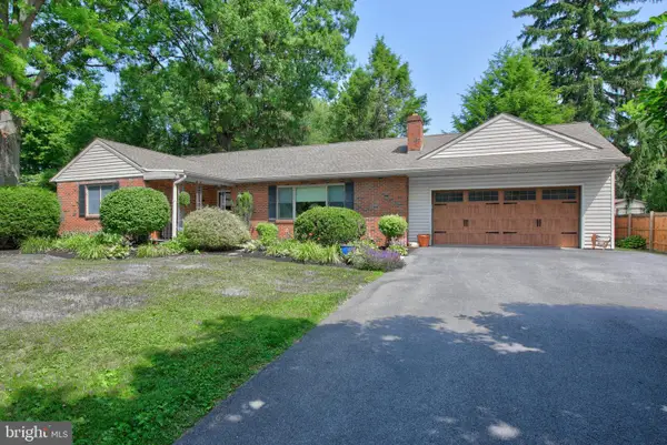 81 Sunrise Ave, LANCASTER, PA 17601