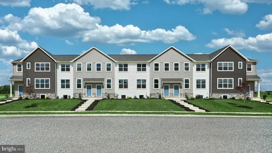 79 N Conifer Dr, Elizabethtown, PA 17022 - #2