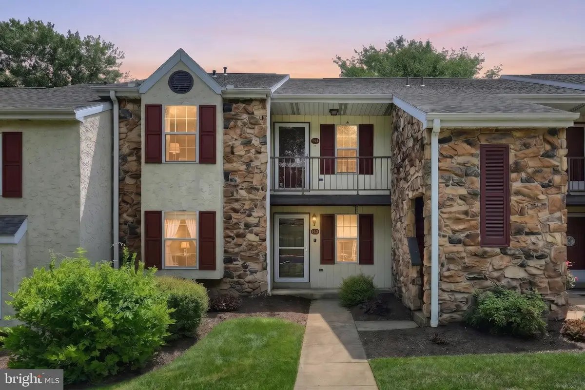 143 Oak Knoll Cir, Millersville, PA 17551 - #1