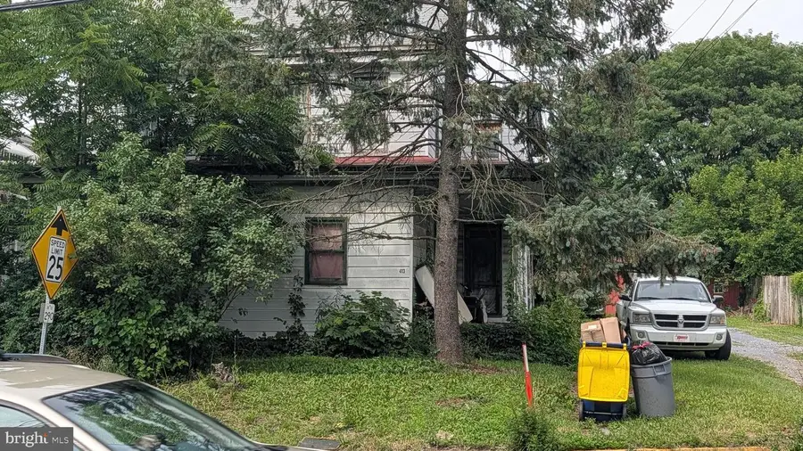 413 S Main St, Manheim, PA 17545 - #3