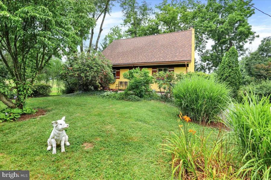16 Jackson Dr, Lancaster, PA 17603 - #3