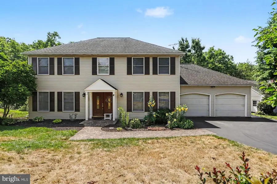 4 Brookwood Dr, Lititz, PA 17543 - #2