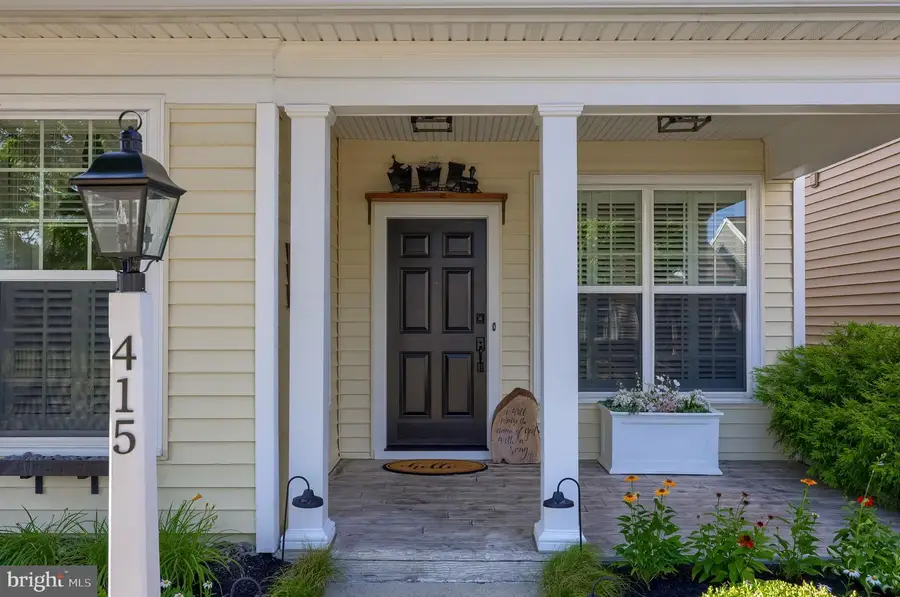 415 Old Post Ln, Strasburg, PA 17579 - #2
