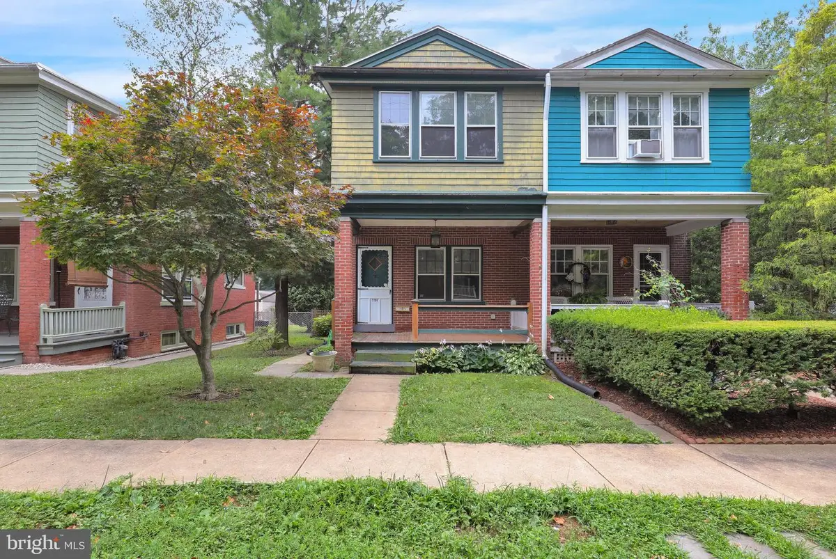 1194 Elm Ave, Lancaster, PA 17603 - #1