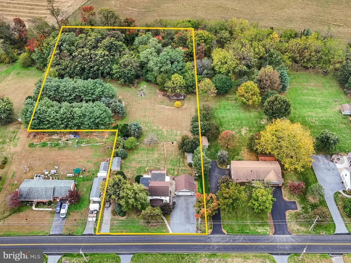 1443 Shumaker Rd, Manheim, PA 17545 - #1